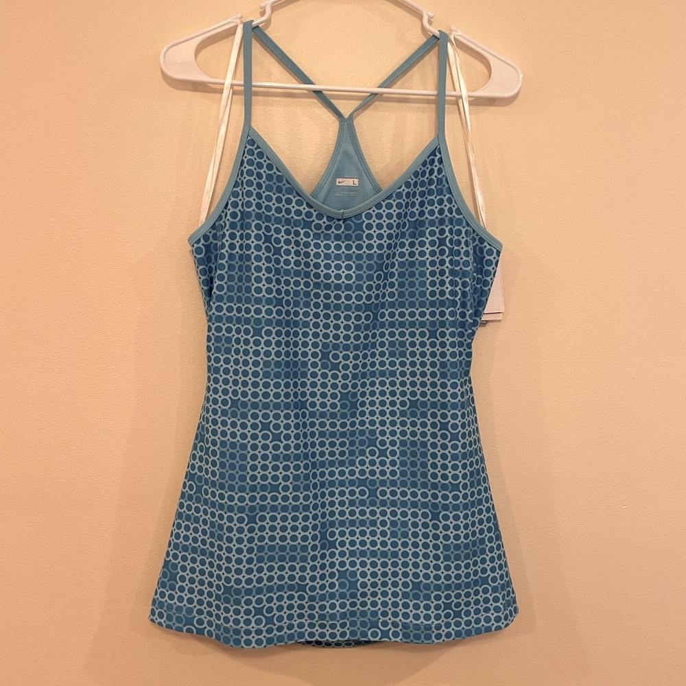 Nike woman’s work out tank top